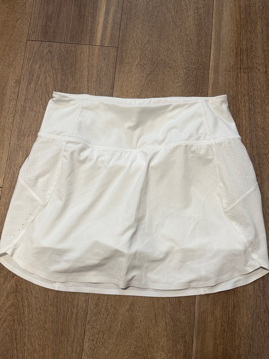 Athleta Pants - Athleta White Run With It 14" Skort